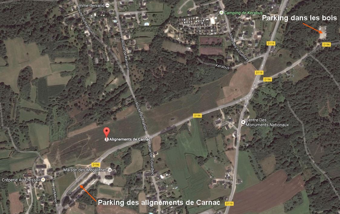 Vue aérienne des alignements de Carnac avec positions des parkings