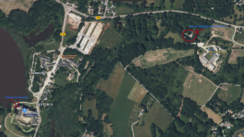 Distance entre l'aire de camping-car de la ferme et le Château de Suscinio