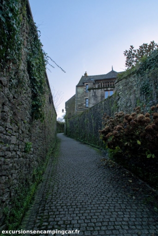 Ruelle dans Rochefort-en-Terre