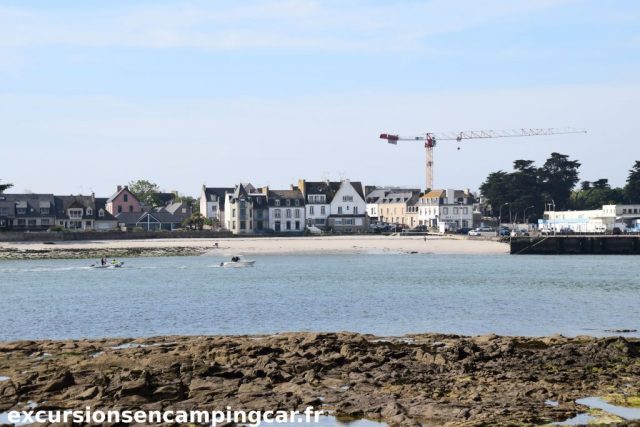 Vue sur la ville de Loctudy depuis l'Ile Tudy