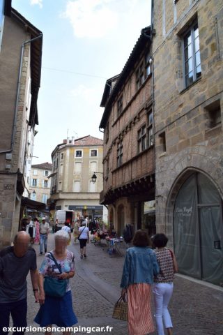 Balade dans les rues de Figeac