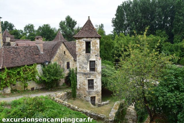 Tour d'escalier à Carennac