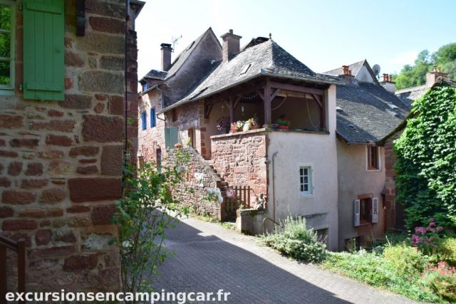 Maison dans Villecomtal