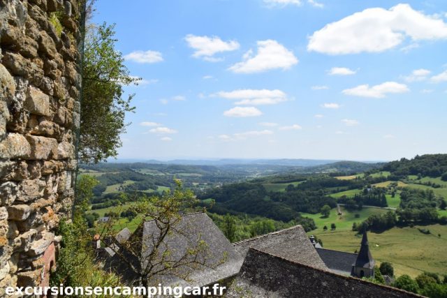 Vue depuis les hauteurs de Turenne