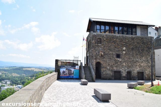 Vue depuis la ville haute de St-Flour