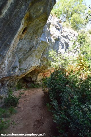 balade le long de la falaise pour rejoindre le château des Anglais