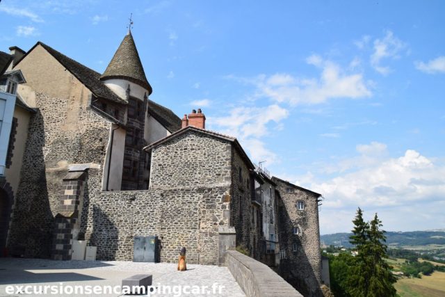 Vue depuis les hauteurs de St Flour