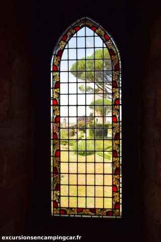 Vue sur le jardin depuis le château de Turenne