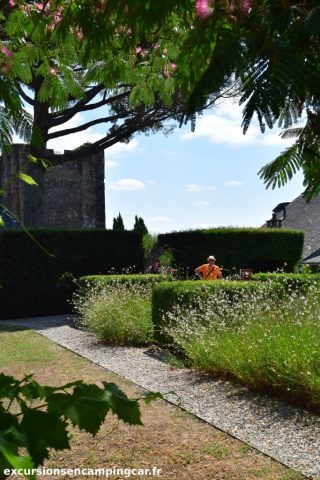 Jardin à la française du château de Turenne