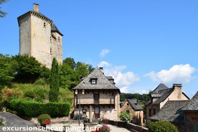 Sur les hauteurs de Muret le château