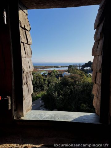 Vue sur la mer depuis le château de Suscinio