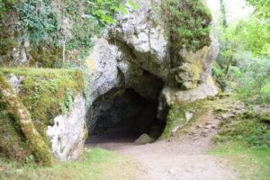 DSC 0005-Grottes-de-Saulges