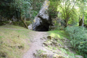 DSC 0019-Grottes-de-Saulges